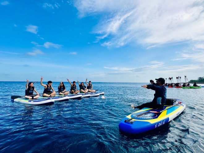 探索拉美或藍鯨號半潛艇