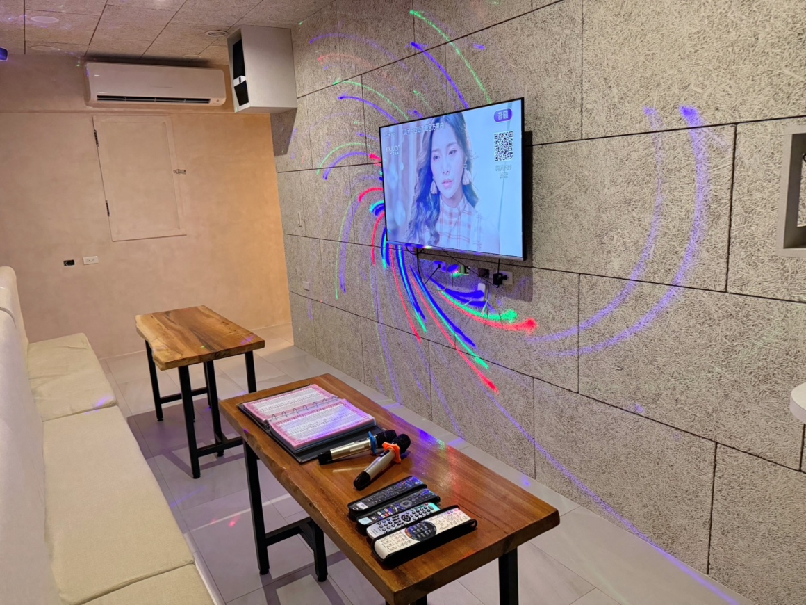 小琉球逗琉民宿KTV歡唱室